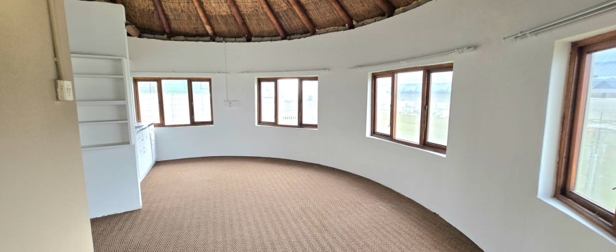 3 Bedroom Property for Sale in Franskraal Western Cape